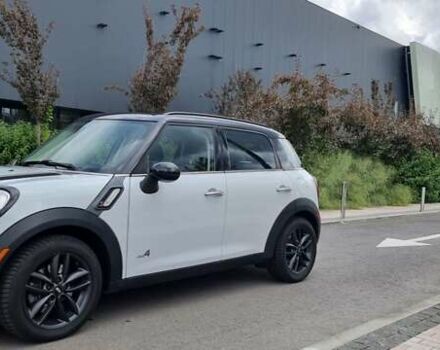 Білий Міні Cooper, об'ємом двигуна 1.6 л та пробігом 215 тис. км за 8999 $, фото 1 на Automoto.ua