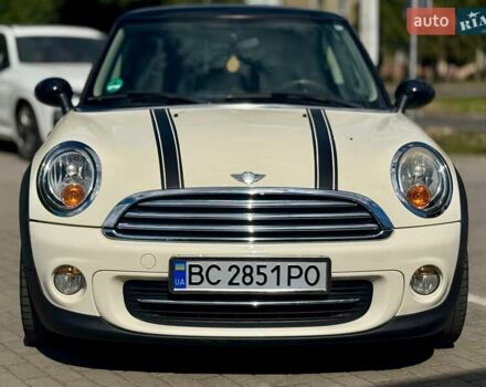 Білий Міні Cooper, об'ємом двигуна 1.54 л та пробігом 178 тис. км за 6800 $, фото 1 на Automoto.ua