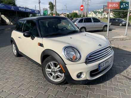 Білий Міні Cooper, об'ємом двигуна 1.6 л та пробігом 117 тис. км за 6500 $, фото 1 на Automoto.ua