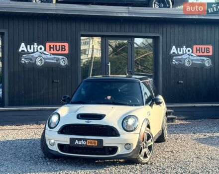 Білий Міні Cooper, об'ємом двигуна 1.6 л та пробігом 167 тис. км за 8000 $, фото 1 на Automoto.ua