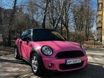 Білий Міні Cooper, об'ємом двигуна 1.6 л та пробігом 230 тис. км за 7399 $, фото 1 на Automoto.ua