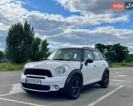 Білий Міні Cooper, об'ємом двигуна 1.6 л та пробігом 150 тис. км за 12161 $, фото 1 на Automoto.ua