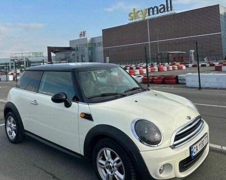 Білий Міні Cooper, об'ємом двигуна 1.6 л та пробігом 219 тис. км за 8500 $, фото 1 на Automoto.ua