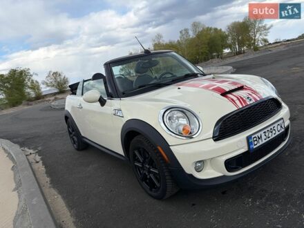 Білий Міні Cooper, об'ємом двигуна 1.6 л та пробігом 291 тис. км за 8000 $, фото 1 на Automoto.ua