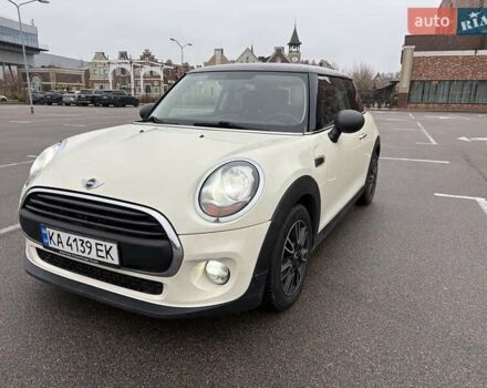 Белый Мини Купер, объемом двигателя 1.2 л и пробегом 122 тыс. км за 8500 $, фото 1 на Automoto.ua