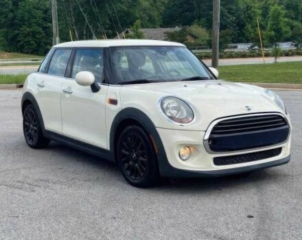 Білий Міні Cooper, об'ємом двигуна 1.5 л та пробігом 56 тис. км за 4007 $, фото 1 на Automoto.ua