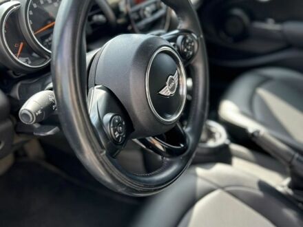 Білий Міні Cooper, об'ємом двигуна 0 л та пробігом 207 тис. км за 11499 $, фото 1 на Automoto.ua
