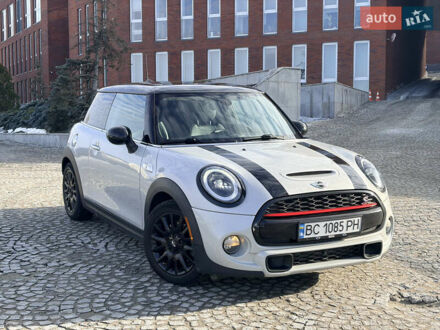 Білий Міні Cooper, об'ємом двигуна 2 л та пробігом 112 тис. км за 12900 $, фото 1 на Automoto.ua