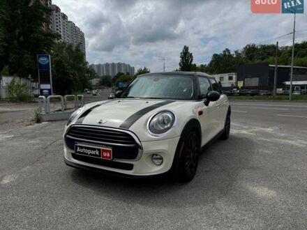 Білий Міні Cooper, об'ємом двигуна 1.5 л та пробігом 86 тис. км за 12440 $, фото 1 на Automoto.ua