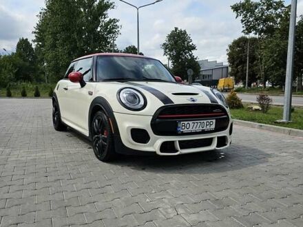 Білий Міні Cooper, об'ємом двигуна 2 л та пробігом 53 тис. км за 23000 $, фото 1 на Automoto.ua