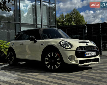 Білий Міні Cooper, об'ємом двигуна 2 л та пробігом 120 тис. км за 23200 $, фото 1 на Automoto.ua