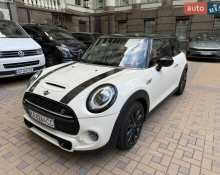 Білий Міні Cooper, об'ємом двигуна 2 л та пробігом 75 тис. км за 22000 $, фото 1 на Automoto.ua
