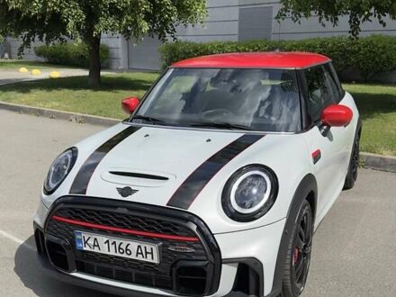 Міні Cooper 2021 у Києві на Automoto.ua Білий Міні Cooper, об'ємом двигуна 2 л та пробігом 32 тис. км за 35500 $, фото 1 на Automoto.ua