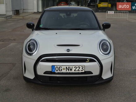 Білий Міні Cooper, об'ємом двигуна 0 л та пробігом 14 тис. км за 19487 $, фото 1 на Automoto.ua