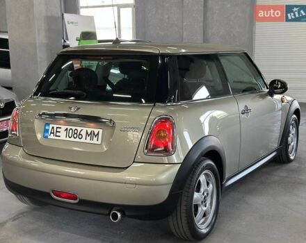 Бежевий Міні Cooper, об'ємом двигуна 1.6 л та пробігом 163 тис. км за 6999 $, фото 6 на Automoto.ua