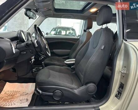 Бежевий Міні Cooper, об'ємом двигуна 1.6 л та пробігом 163 тис. км за 6999 $, фото 13 на Automoto.ua