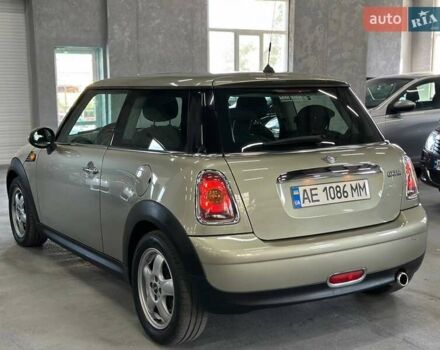 Бежевий Міні Cooper, об'ємом двигуна 1.6 л та пробігом 163 тис. км за 6999 $, фото 4 на Automoto.ua
