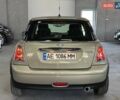 Бежевий Міні Cooper, об'ємом двигуна 1.6 л та пробігом 163 тис. км за 6999 $, фото 5 на Automoto.ua