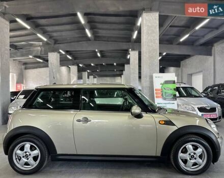 Бежевий Міні Cooper, об'ємом двигуна 1.6 л та пробігом 163 тис. км за 6999 $, фото 7 на Automoto.ua