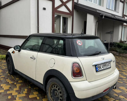Бежевий Міні Cooper, об'ємом двигуна 1.6 л та пробігом 350 тис. км за 3000 $, фото 4 на Automoto.ua