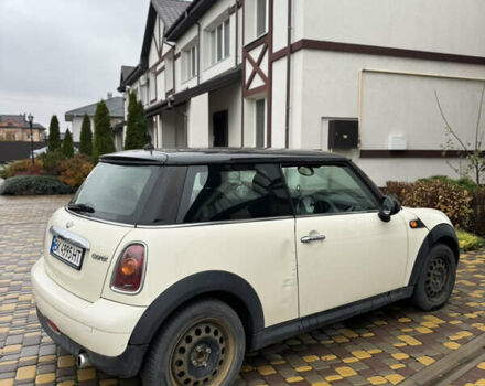 Бежевий Міні Cooper, об'ємом двигуна 1.6 л та пробігом 350 тис. км за 3000 $, фото 5 на Automoto.ua
