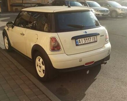 Бежевый Мини Купер, объемом двигателя 1.4 л и пробегом 181 тыс. км за 5000 $, фото 5 на Automoto.ua