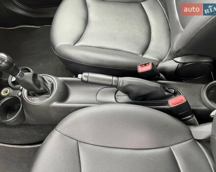 Бежевий Міні Cooper, об'ємом двигуна 1.6 л та пробігом 110 тис. км за 8199 $, фото 72 на Automoto.ua