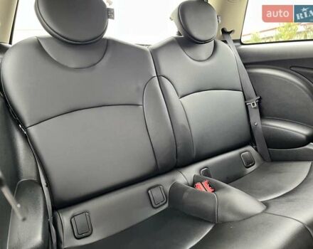 Бежевий Міні Cooper, об'ємом двигуна 1.6 л та пробігом 110 тис. км за 8199 $, фото 93 на Automoto.ua