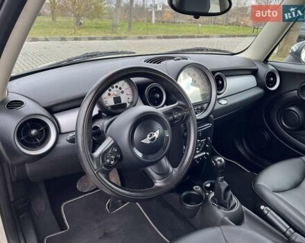 Бежевий Міні Cooper, об'ємом двигуна 1.6 л та пробігом 110 тис. км за 8199 $, фото 76 на Automoto.ua