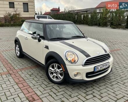 Бежевий Міні Cooper, об'ємом двигуна 1.6 л та пробігом 110 тис. км за 8199 $, фото 4 на Automoto.ua