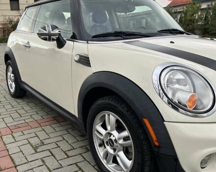 Бежевий Міні Cooper, об'ємом двигуна 1.6 л та пробігом 110 тис. км за 8199 $, фото 38 на Automoto.ua