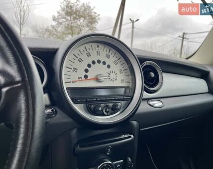 Бежевий Міні Cooper, об'ємом двигуна 1.6 л та пробігом 110 тис. км за 8199 $, фото 74 на Automoto.ua