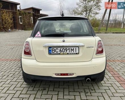 Бежевий Міні Cooper, об'ємом двигуна 1.6 л та пробігом 110 тис. км за 8199 $, фото 27 на Automoto.ua