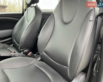 Бежевий Міні Cooper, об'ємом двигуна 1.6 л та пробігом 110 тис. км за 8199 $, фото 106 на Automoto.ua