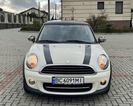 Бежевий Міні Cooper, об'ємом двигуна 1.6 л та пробігом 110 тис. км за 8199 $, фото 1 на Automoto.ua