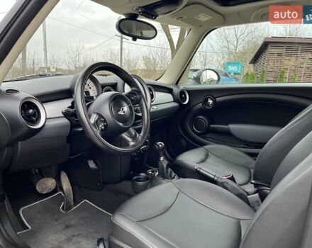 Бежевий Міні Cooper, об'ємом двигуна 1.6 л та пробігом 110 тис. км за 8199 $, фото 104 на Automoto.ua