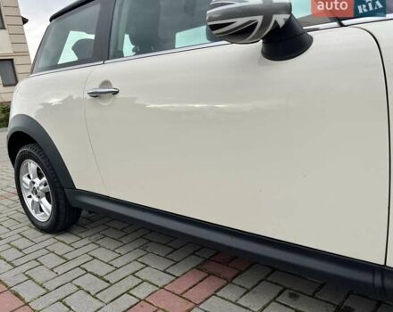 Бежевий Міні Cooper, об'ємом двигуна 1.6 л та пробігом 110 тис. км за 8199 $, фото 41 на Automoto.ua