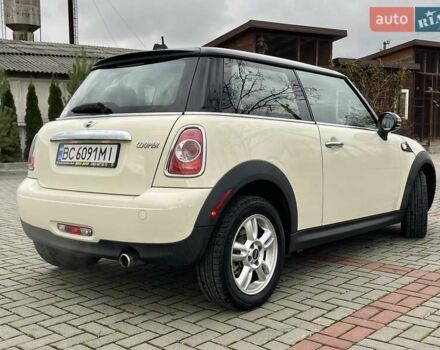 Бежевий Міні Cooper, об'ємом двигуна 1.6 л та пробігом 110 тис. км за 8199 $, фото 9 на Automoto.ua