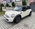 Бежевый Мини Купер, объемом двигателя 2 л и пробегом 202 тыс. км за 8800 $, фото 12 на Automoto.ua