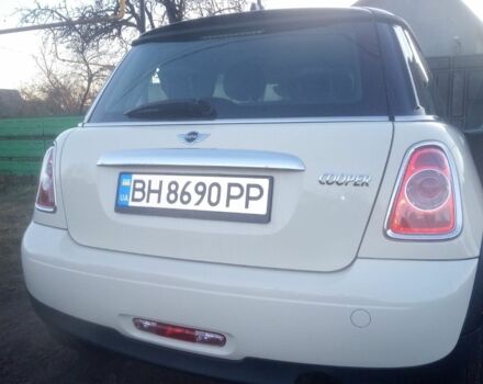 Бежевый Мини Купер, объемом двигателя 1.6 л и пробегом 78 тыс. км за 7500 $, фото 5 на Automoto.ua