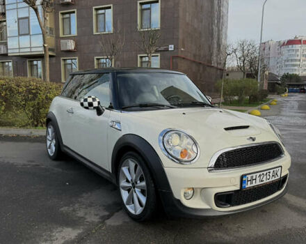Бежевый Мини Купер, объемом двигателя 2 л и пробегом 119 тыс. км за 11200 $, фото 3 на Automoto.ua