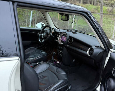 Бежевый Мини Купер, объемом двигателя 2 л и пробегом 119 тыс. км за 11200 $, фото 12 на Automoto.ua