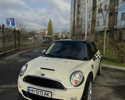Бежевый Мини Купер, объемом двигателя 2 л и пробегом 119 тыс. км за 11200 $, фото 1 на Automoto.ua