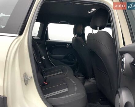 Бежевый Мини Купер, объемом двигателя 1.5 л и пробегом 110 тыс. км за 11798 $, фото 19 на Automoto.ua