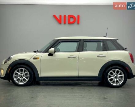 Бежевый Мини Купер, объемом двигателя 1.5 л и пробегом 110 тыс. км за 11798 $, фото 2 на Automoto.ua