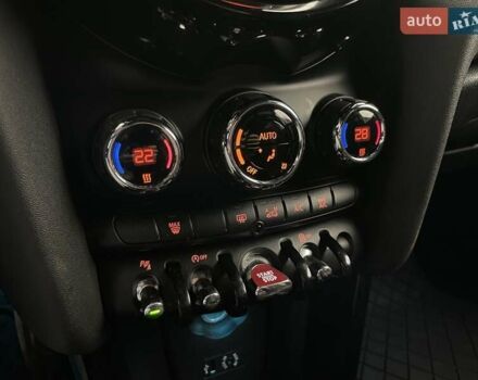 Бежевый Мини Купер, объемом двигателя 1.5 л и пробегом 110 тыс. км за 11798 $, фото 17 на Automoto.ua