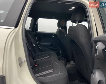 Бежевый Мини Купер, объемом двигателя 1.5 л и пробегом 110 тыс. км за 11798 $, фото 21 на Automoto.ua