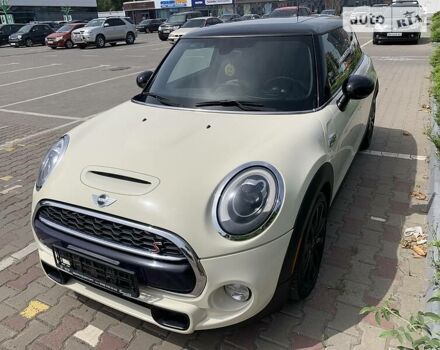 Бежевий Міні Cooper, об'ємом двигуна 2 л та пробігом 77 тис. км за 12899 $, фото 1 на Automoto.ua