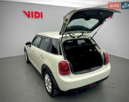 Бежевый Мини Купер, объемом двигателя 1.5 л и пробегом 110 тыс. км за 11798 $, фото 6 на Automoto.ua