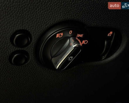 Бежевий Міні Cooper, об'ємом двигуна 1.5 л та пробігом 173 тис. км за 8799 $, фото 27 на Automoto.ua